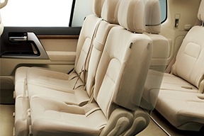 carlineup_landcruiser_grade_seat