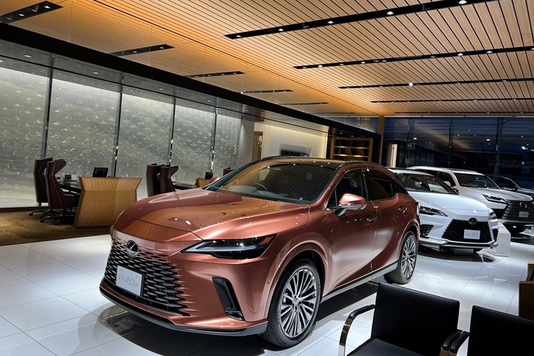 レクサス東苗穂