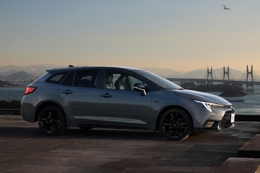 カローラ ツーリング 特別仕様車 ACTIVE SPORT（2WD）