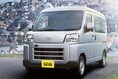 デラックス（CVT・2WD）